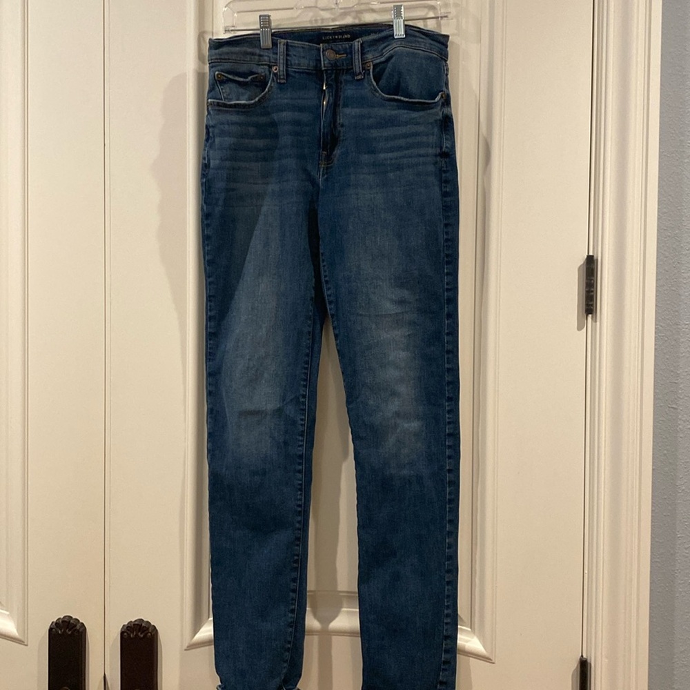 Men’s Lucky Brand jeans 121 slim straight style size 30x 34